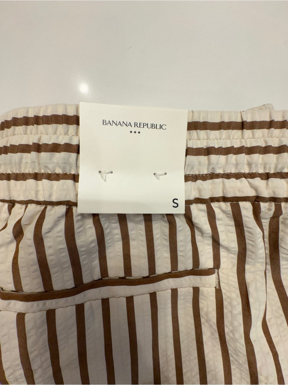 Banana Republic Cream and Brown Striped Mid-Rise Shorts - Picture 6 of 8